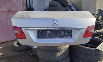 MERCEDES E220 ND - 6