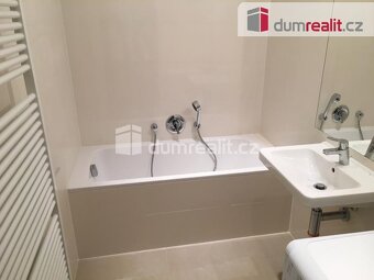 Pronájem 2+kk 55m2 Praha 10 novostavba zařízený sklep posilo - 6