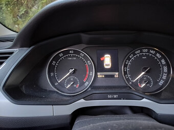 Škoda SUPERB III COMBI 1,8TSI 132kW DSG - 6