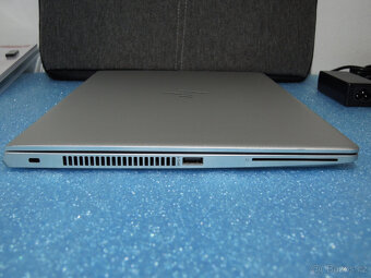 HP EliteBook 735 G6 13.3“ IPS Ryzen 5 3,7GHz 16GB 512GB - 6
