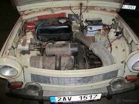 Prodám Trabant 601 L,sedan, bílomodrý. - 6
