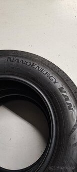 Jako nové 205/75/16C TOYO Nanoenergy VAN, 5123, 9.2mm-8.7mm. - 6