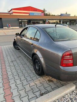 Škoda Superb 1 - 6