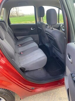 Renault scenic 1.6i 82kW   r. 2008 - 6