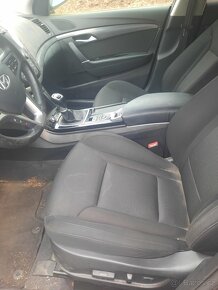 hyundai i40 kombi 2.0gdi rv2013 - 6