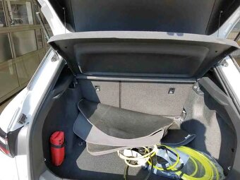 Volkswagen ID.4 PRO 150kw,LED,19" alu,senzory,nez.topení - 6
