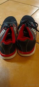 Botasky Zn.Umbro vel.37,5 - 6