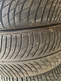 235/50R19 - 6