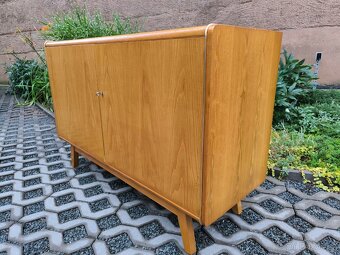 Retro komoda B. Landsman a H. Nepožitek - 60. léta - 6