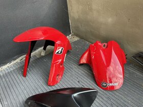 Suzuki Gsxr 750 k6 (2006) na náhradní díly po nehodě - 6