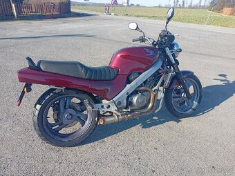 Honda NTV REVERE 650ccm - 6