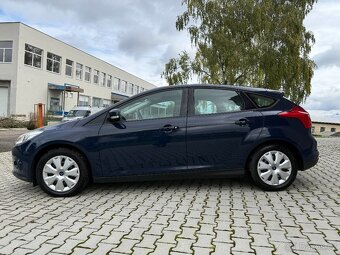 Ford Focus MK3 1.6i Benzín 77kw 2012 Serviska Nová STK DOVOZ - 6