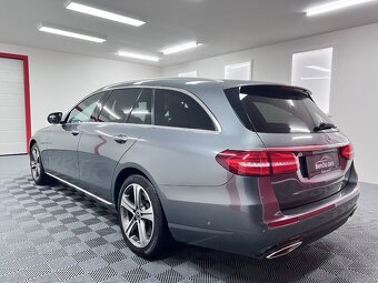 Mercedes-Benz E450 benzín 270 kW 4-Matic 68TKM DPH - 6