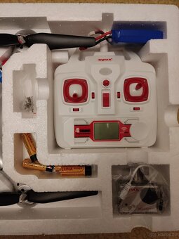 Kvadrokoptéra Syma X8G - 6