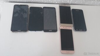 Mobilní telefony - 6