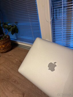 Macbook - 6