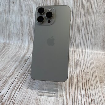 iPhone 15 Pro Max 256GB, nature Titan, eSIM (rok záruka) - 6