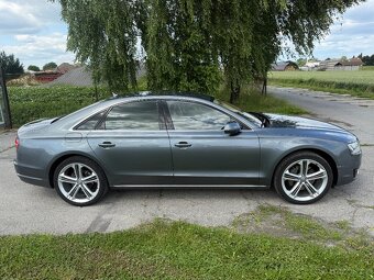Audi A8 - 6