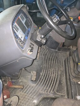 Kolový traktor - 6