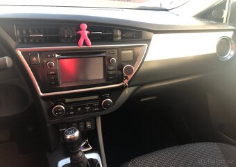 Toyota Auris 2.0, 91kw - 6