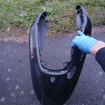 Podsedlový plast Honda Hornet 600 - 6