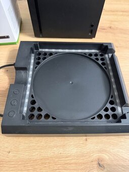 Xbox Series X 1TB SSD Black - 6