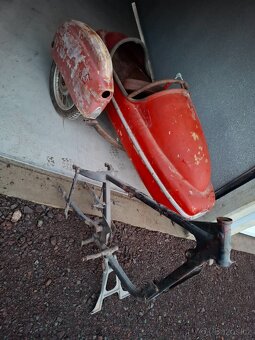 Jawa 250/353 velorex 560 - 6