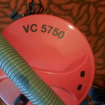 Vysavač nový - 6