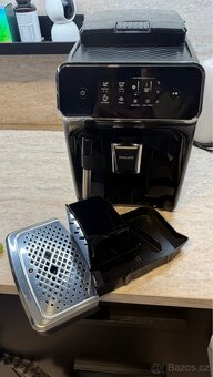 Kávovar Philips řady 2200 - 6