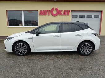 Toyota Corolla 1.8 Hybrid 90kW/Výhřev/1Maj - 6