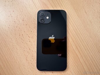 iPhone 12 černý, 64GB + nabíječka, pouzdra, ochranná skla - 6