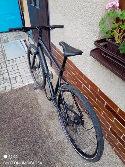 Jízdní kolo Specialized Sirrus 2.0 - 6