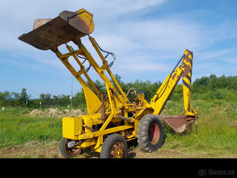 Traktor bagr / nakladač Ford - 6