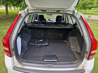 Kia Ceed KOMBI - 6