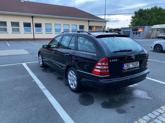 Mersedes W203 C220 2005rok - 6