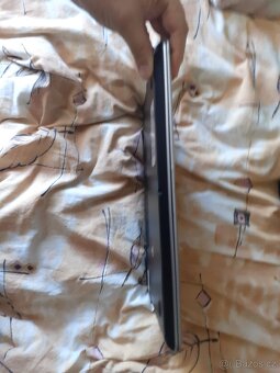 2x Notebooky: Lenovo ThinkPad a HP elitebook - 6