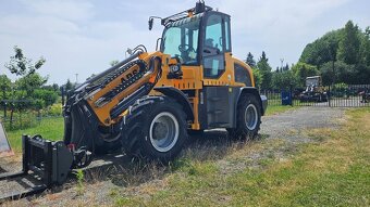 teleskopický kloubový nakladač - 6