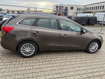 Kia Cee´d 1.6 - 6