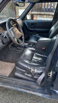 Prodám Jeep Cherokee (XJ) 2,5TD, r 1999 - 6