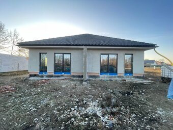 Prodej nízkoenergetického zděného rodinného domu 4+kk - 91m² - 6