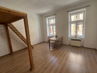 Pronájem bytu České Budějovice 1+1 40 m² centrum - 6