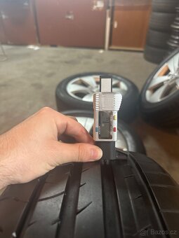 ALU Kola ŠKODA 5x112 R17 TRITON Zánovní Letní Pneu 215/55/17 - 6
