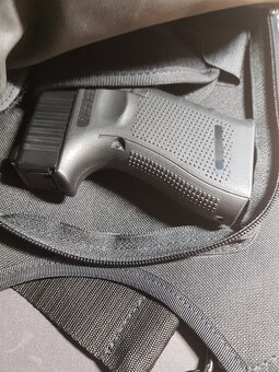 Glock 19 Gen4 GBB plynová pistole - Černá +příslušenství - 6
