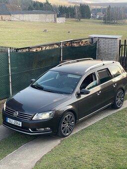 Passat b7 2.0tdi 125kw exclusive - 6