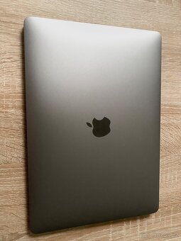 MacBook Air M1 256 GB - 6