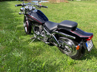 Suzuki Marauder VZ 800 - 6