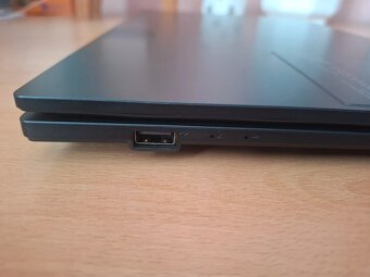 Zánovní asus - 6