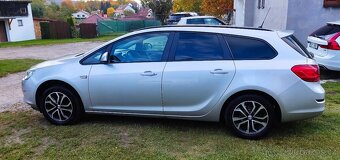 Opel Astra J Spots Tourer - 6