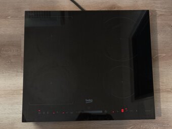 Indukční varná deska BEKO HII64500FHT - 6