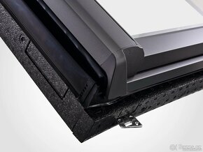 NOVÉ střešní okno ROTO - 114x140 - včetně oplechování - 6